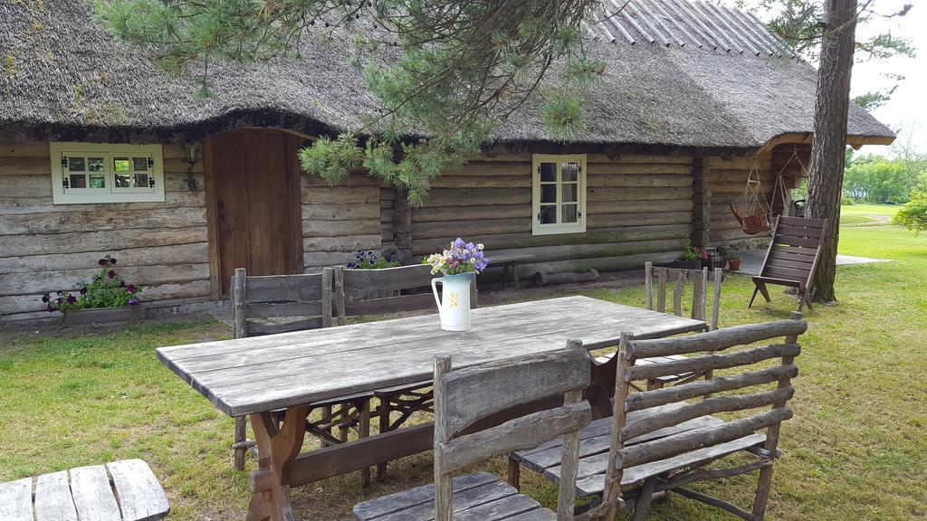 Maenni Summerhouse Kassari Bagian luar foto
